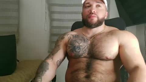 Snapshot of andrew_holden__ chatting on 07.16.26 andrew_holden__ online show from 07.16.26