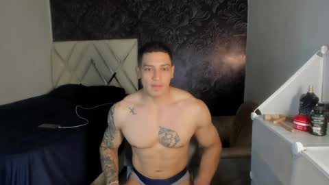 Snapshot of andrew_jhones chatting on 05.30.26 andrew_jhones online show from 05.30.26
