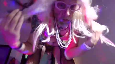 andrewgennie online show from 12.05.25