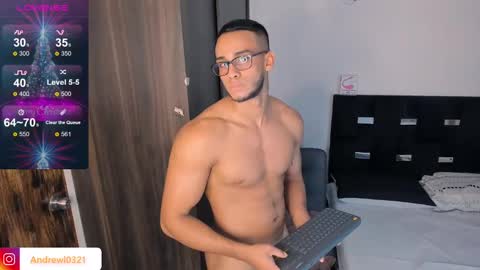 Snapshot of andrewl0321 chatting on 01.06.25 Follow me in Fansly     online show from 01.06.25