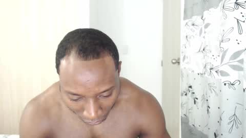 Snapshot of andrewoconnor__ chatting on 02.05.25 Andrew Oconnor online show from 02.05.25