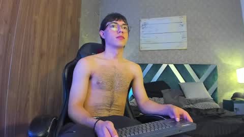 AndreW White online show from 12.10.24