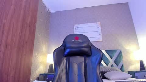 AndreW White online show from 12.13.24