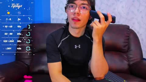 AndreW White online show from 03.07.25