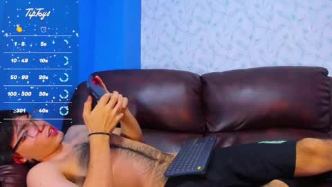 AndreW White online show from 03.07.25