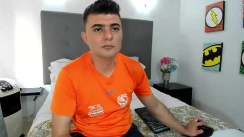 Snapshot of andrhes_muller chatting on 01.25.25 andrhes muller online show from 01.25.25