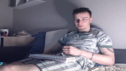 Snapshot of andrian_sweety chatting on 03.31.26 andrian_sweety online show from 03.31.26