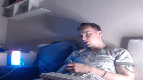 Snapshot of andrian_sweety chatting on 04.04.26 andrian_sweety online show from 04.04.26