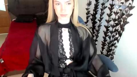 andrianabelle online show from 10.13.25