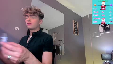 Snapshot of andrius_24 chatting on 12.11.24 online show from 12.11.24