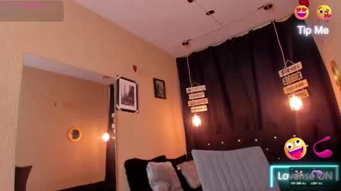 Snapshot of andrius_24 chatting on 02.28.25 online show from 02.28.25