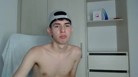 andy19_hot online show from 10.23.25