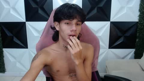 andy_dan1 online show from 12.14.24