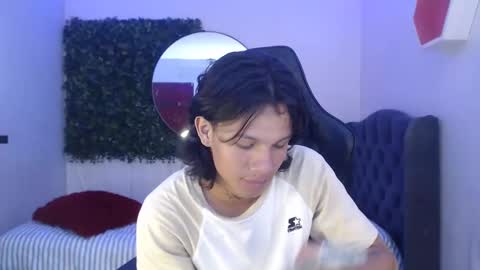 andy_dan1 online show from 01.28.25