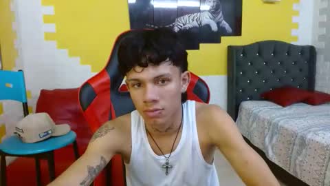 andy_dan1 online show from 11.12.25