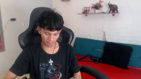 andy_dan1 online show from 11.18.25