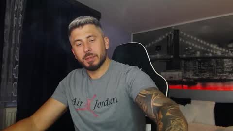 Magic Andy online show from 10.12.25