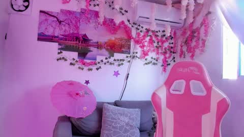 Snapshot of aneko_morii chatting on 03.11.25 online show from 03.11.25