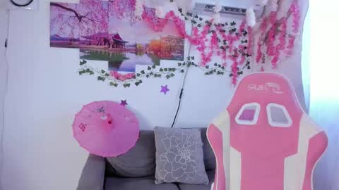 Snapshot of aneko_morii chatting on 03.12.25 online show from 03.12.25