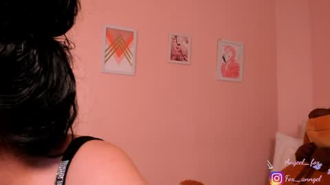 Snapshot of angeel_fox chatting on 05.30.26 Angel online show from 05.30.26