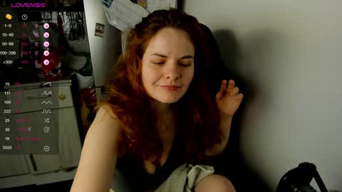 Snapshot of angel7you chatting on 01.17.25 Eva online show from 01.17.25