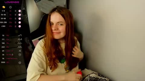 Snapshot of angel7you chatting on 02.11.25 Eva online show from 02.11.25