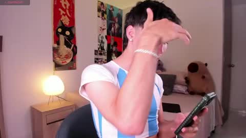 Angel   help me with 100 thumbs up online show from 07.04.26
