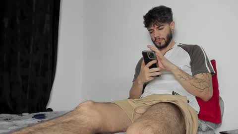 Snapshot of angel_damons_ chatting on 01.20.25 Angel Damons online show from 01.20.25