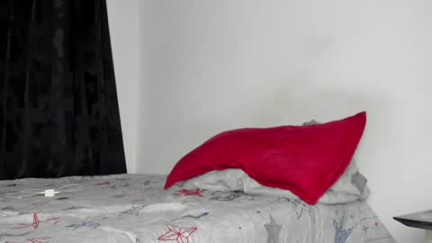 Snapshot of angel_damons_ chatting on 01.24.25 Angel Damons online show from 01.24.25