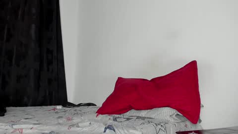 Snapshot of angel_damons_ chatting on 01.25.25 Angel Damons online show from 01.25.25