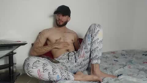 Snapshot of angel_damons_ chatting on 09.10.25 Angel Damons online show from 09.10.25