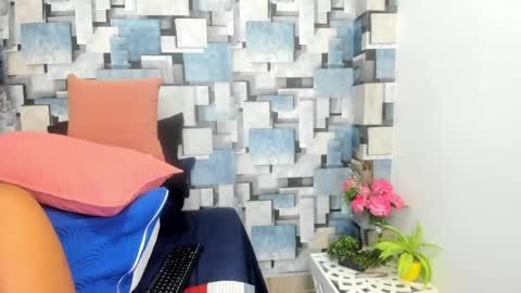 Snapshot of angel_dthroat chatting on 05.13.26 ANGHEL online show from 05.13.26