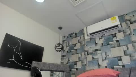 Snapshot of angel_dthroat chatting on 07.17.26 ANGHEL online show from 07.17.26