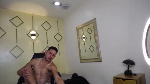 Angel Dusstt online show from 11.21.25