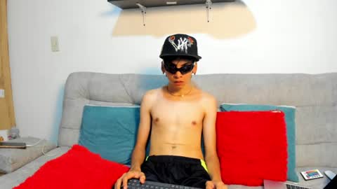 Snapshot of angel_dustt1 chatting on 06.24.26 angel_dustt1 online show from 06.24.26