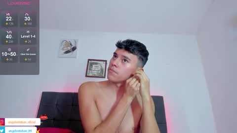 ngel Esteban  online show from 10.22.25