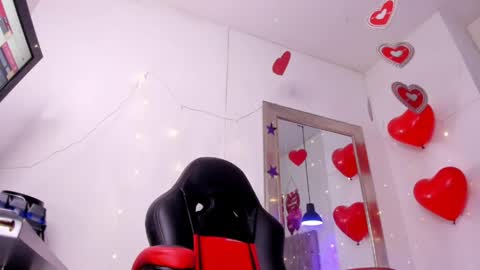 Snapshot of angel_hardy_dl chatting on 04.22.26 angel hardy online show from 04.22.26