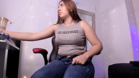 Snapshot of angel_hardy_dl chatting on 06.21.26 angel hardy online show from 06.21.26