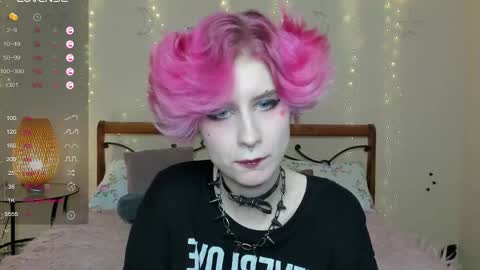 Snapshot of angel_julles chatting on 05.30.26 Angel Dust online show from 05.30.26