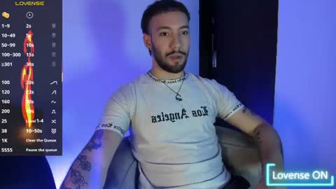 Snapshot of angel_kyrozz chatting on 06.11.26 angel_kyrozz online show from 06.11.26