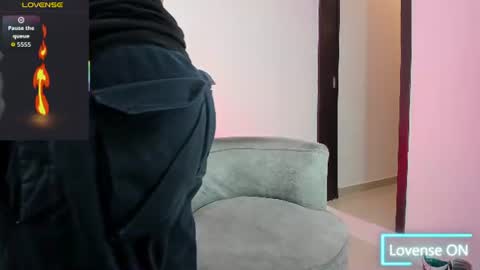 Snapshot of angel_kyrozz chatting on 06.24.26 angel_kyrozz online show from 06.24.26
