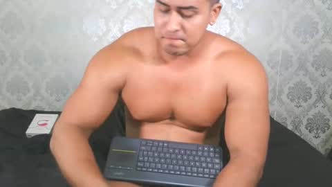 Angel Lein online show from 02.22.25