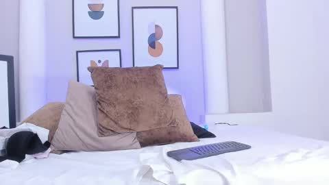 Angel  online show from 01.25.25