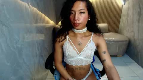 ngel  EVERYDAY from 2145 to 0500am Colombia hour online show from 06.18.26