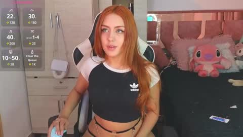 Snapshot of angel_lusst chatting on 02.01.25 angeline online show from 02.01.25