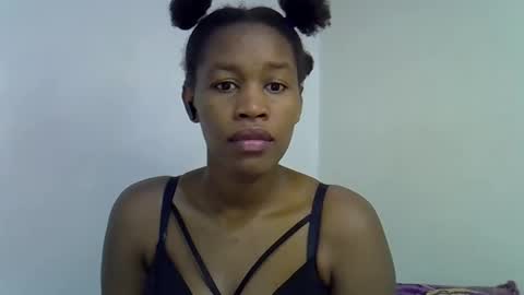 angel_mia5 online show from 11.13.25