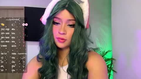 Snapshot of angel_rouse_1 chatting on 06.09.26 Angel online show from 06.09.26