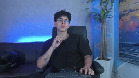 Snapshot of angel_scott2 chatting on 03.02.26 angel_scott2 online show from 03.02.26