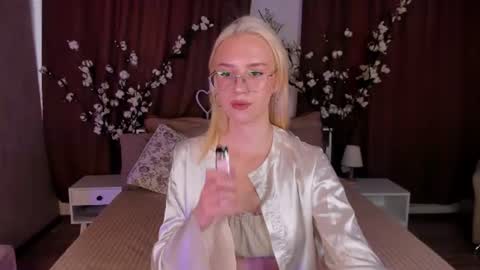 Angelica online show from 06.15.26