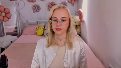 Angelica online show from 06.19.26